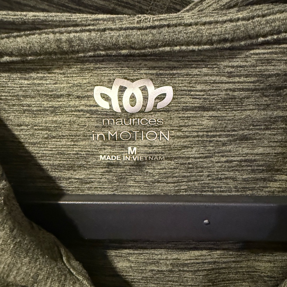 Maurices In Motion Inmotion Olive Green Zip-Up Thin Jacket / Shirt w/hood SIZE M - Picture 2 of 5